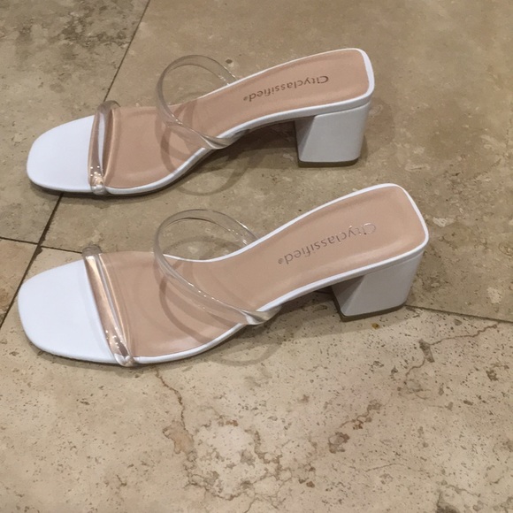 NWOB clear strap mules 7 - Picture 3 of 4
